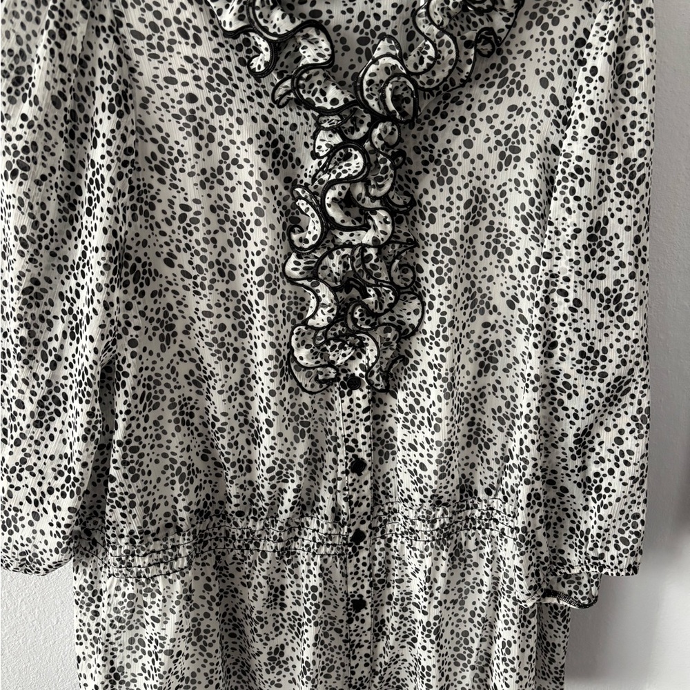 I.N. Studio Black and White Ruffled Blouse